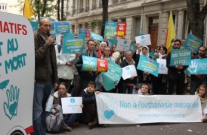 Movilizaciones en Francia por el desarrollo de los cuidados paliativos